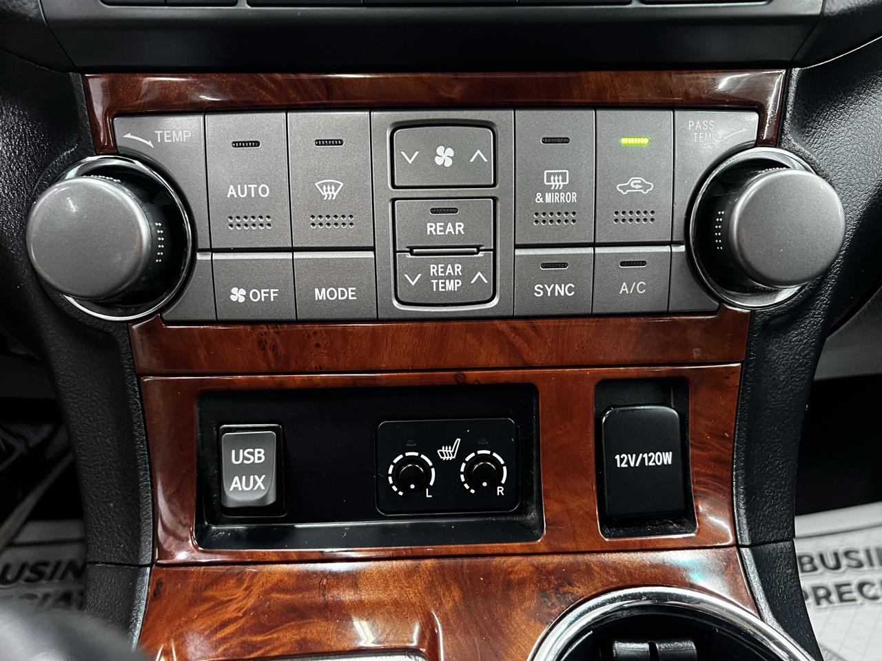 Toyota Highlander Limited 2012