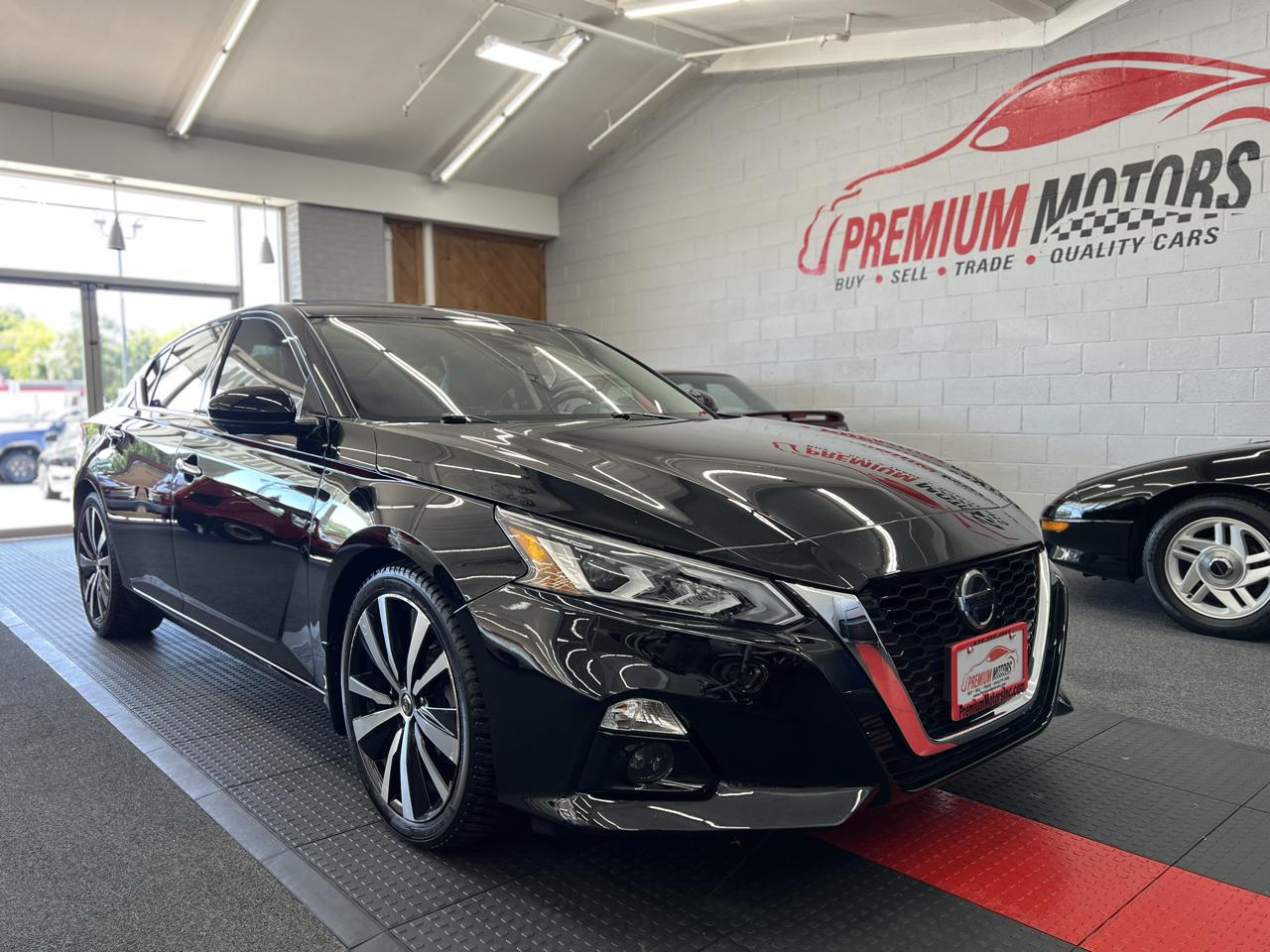Nissan Altima  2020