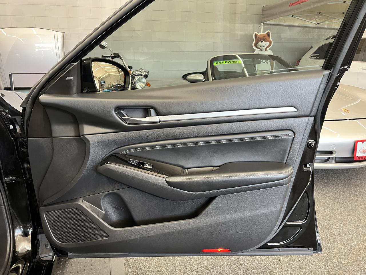 Nissan Altima  2020