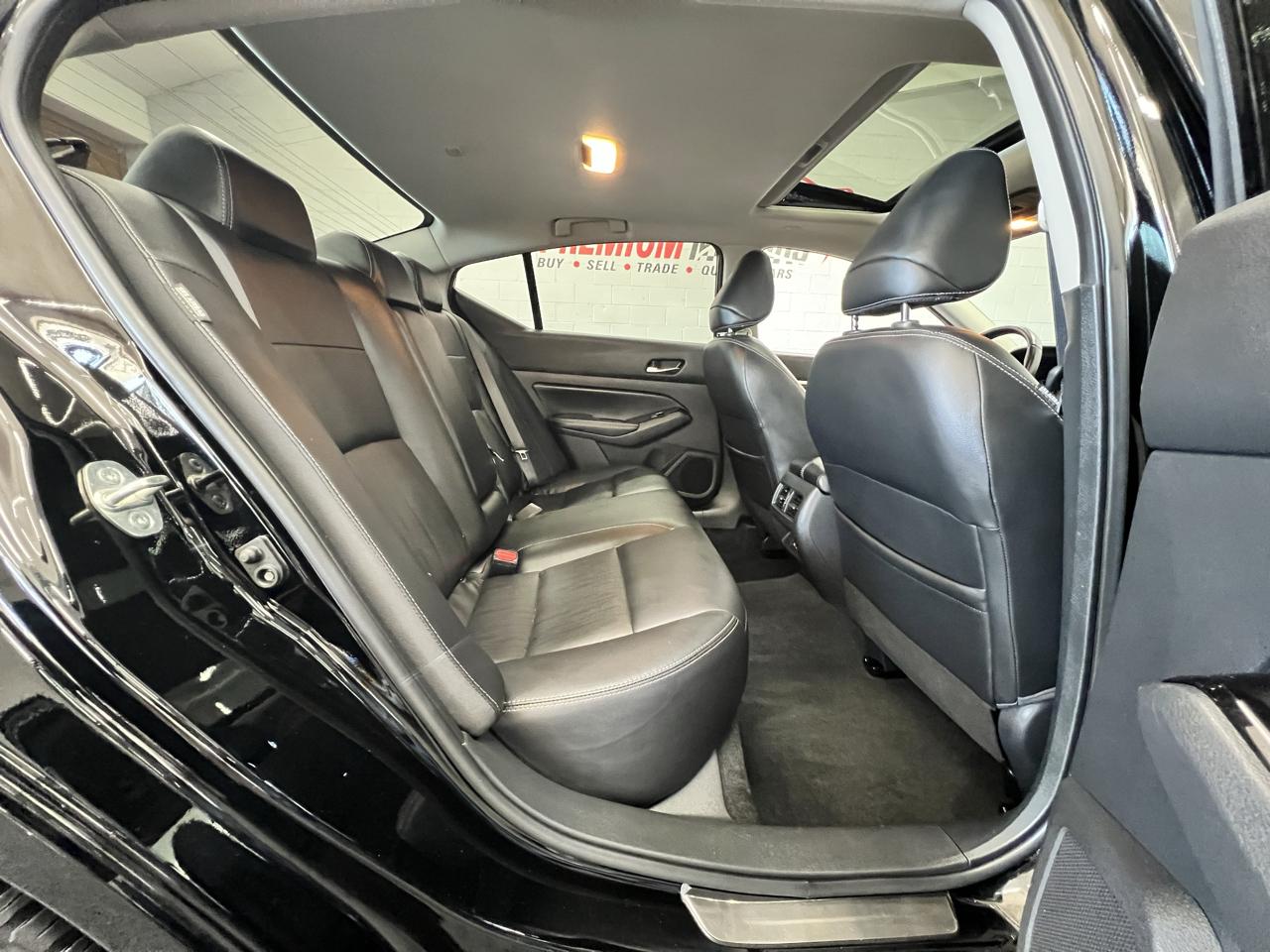 Nissan Altima  2020