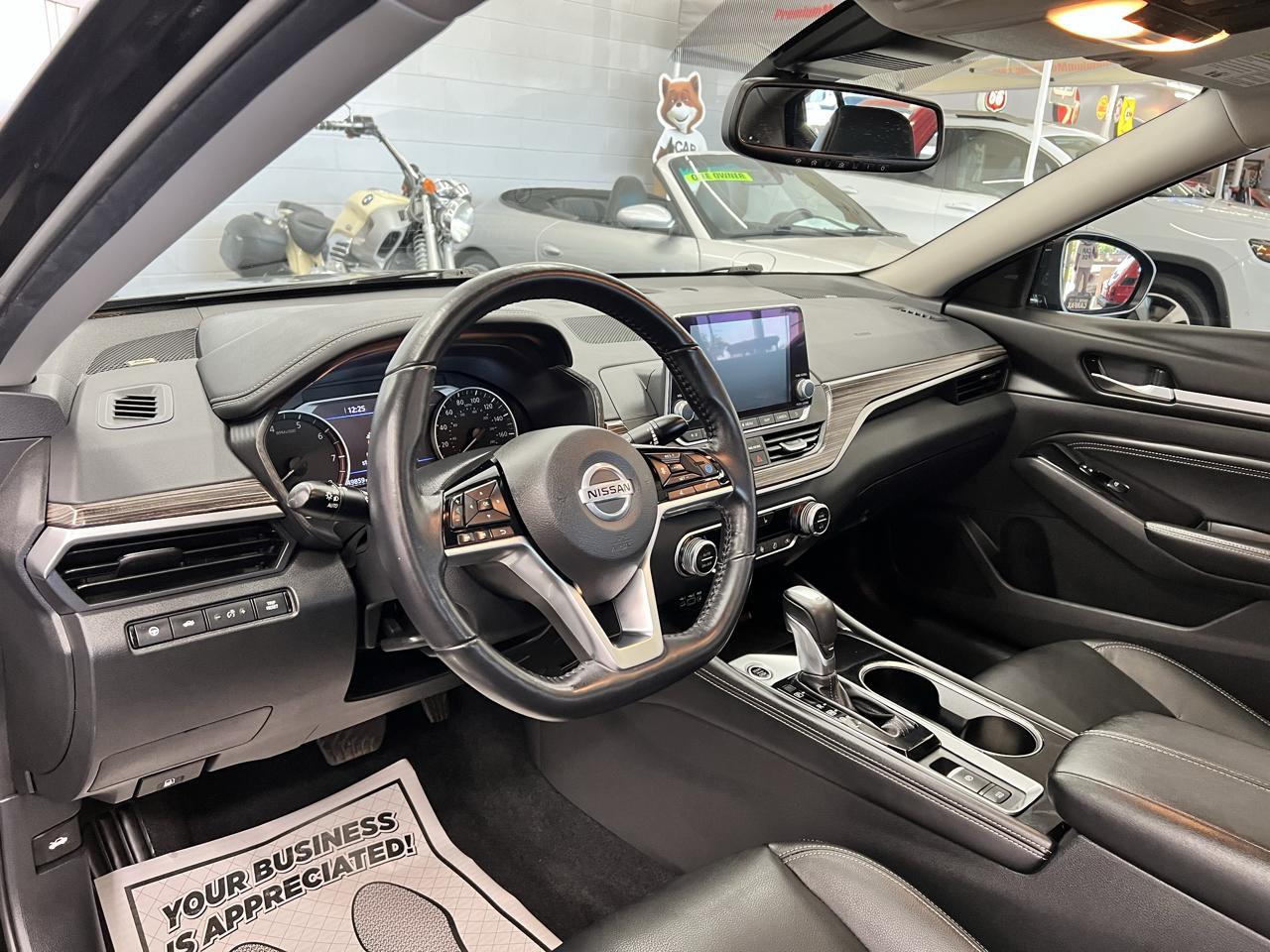 Nissan Altima  2020