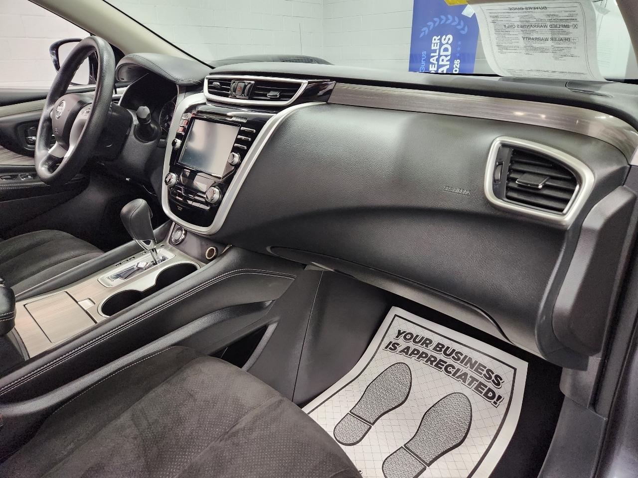 Nissan Murano S 2015
