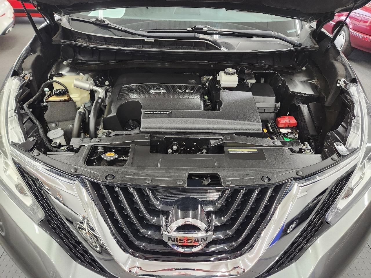 Nissan Murano S 2015