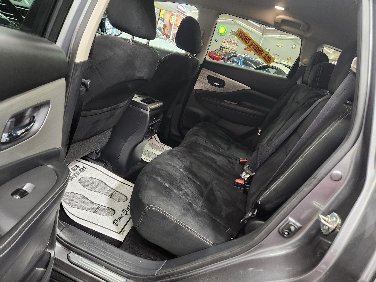 Nissan Murano S 2015