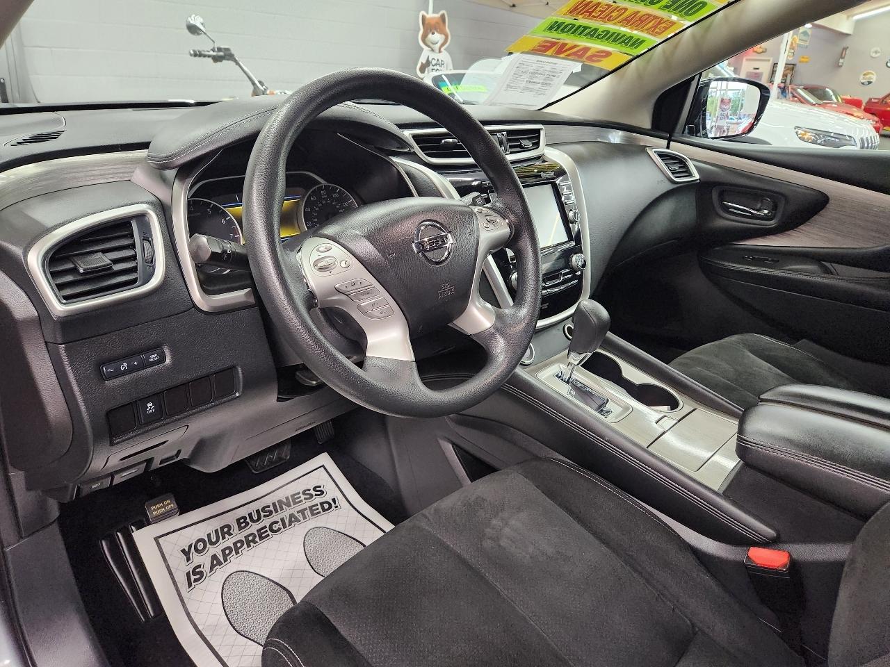 Nissan Murano S 2015