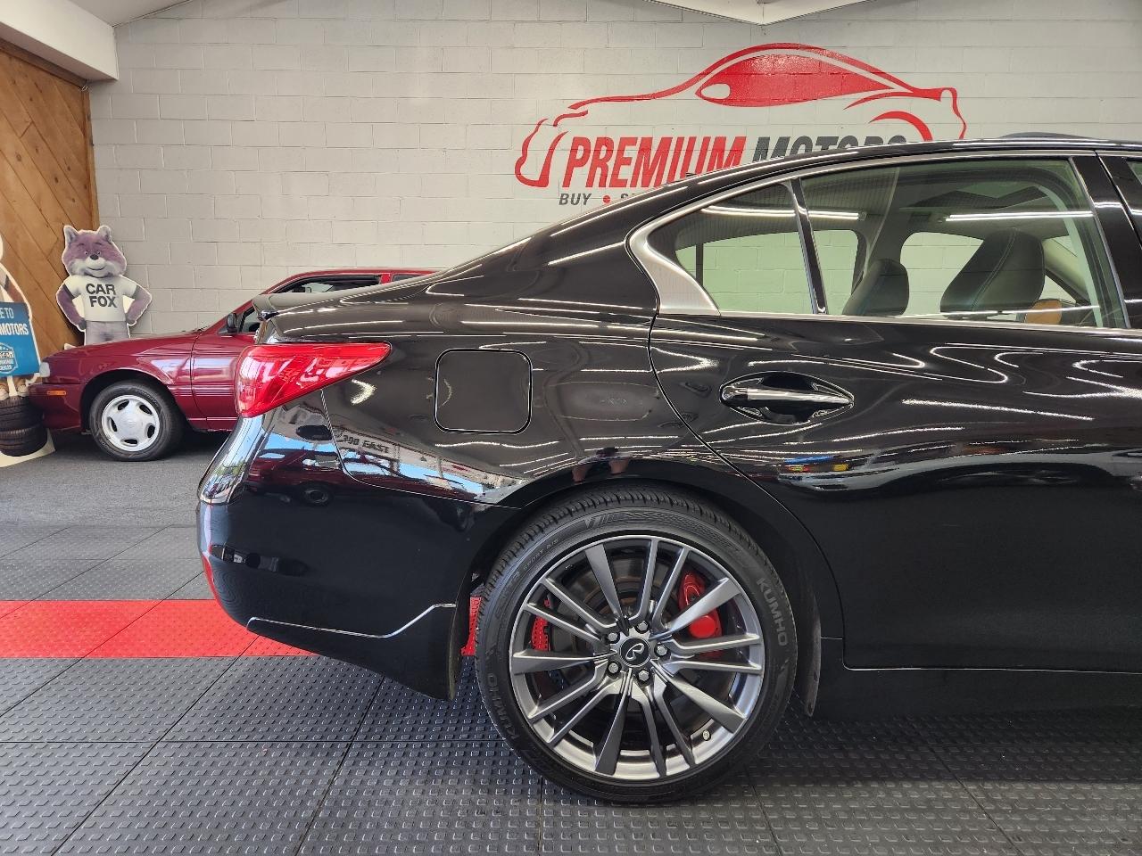 Infiniti Q50 Red Sport 400 2016