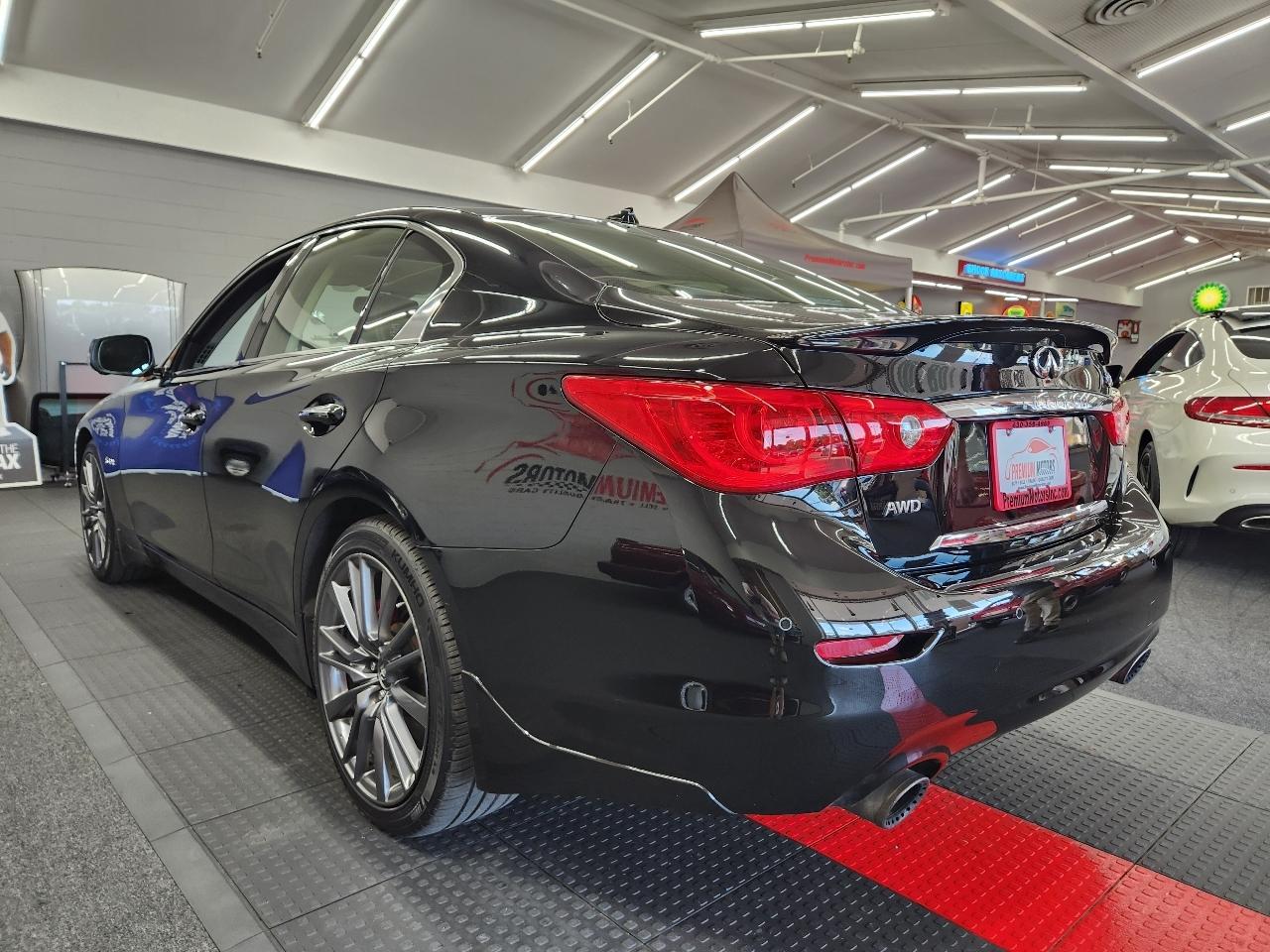 Infiniti Q50 Red Sport 400 2016