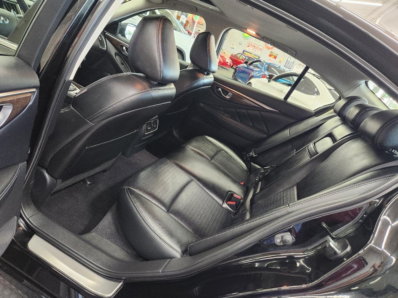 Infiniti Q50 Red Sport 400 2016