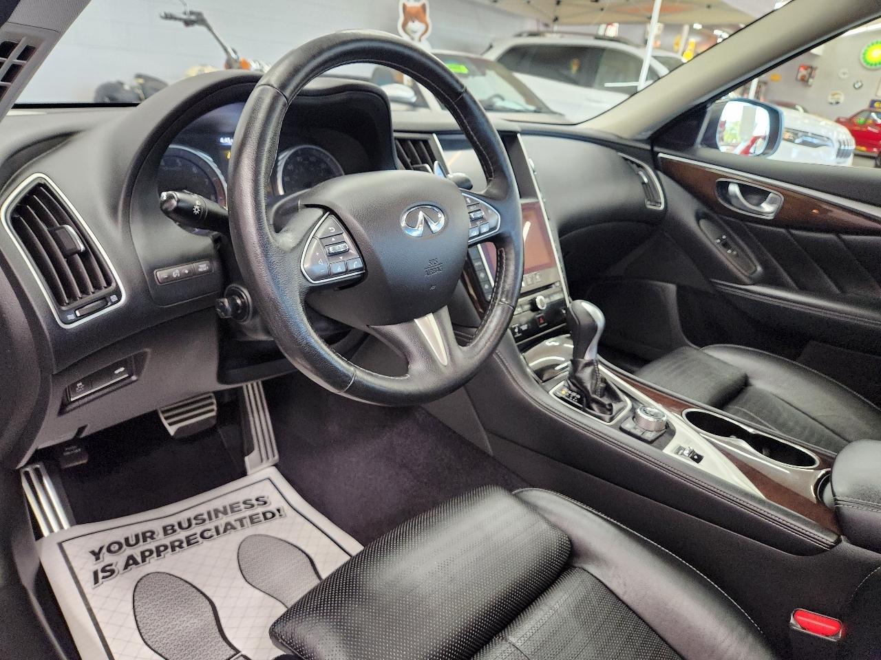 Infiniti Q50 Red Sport 400 2016