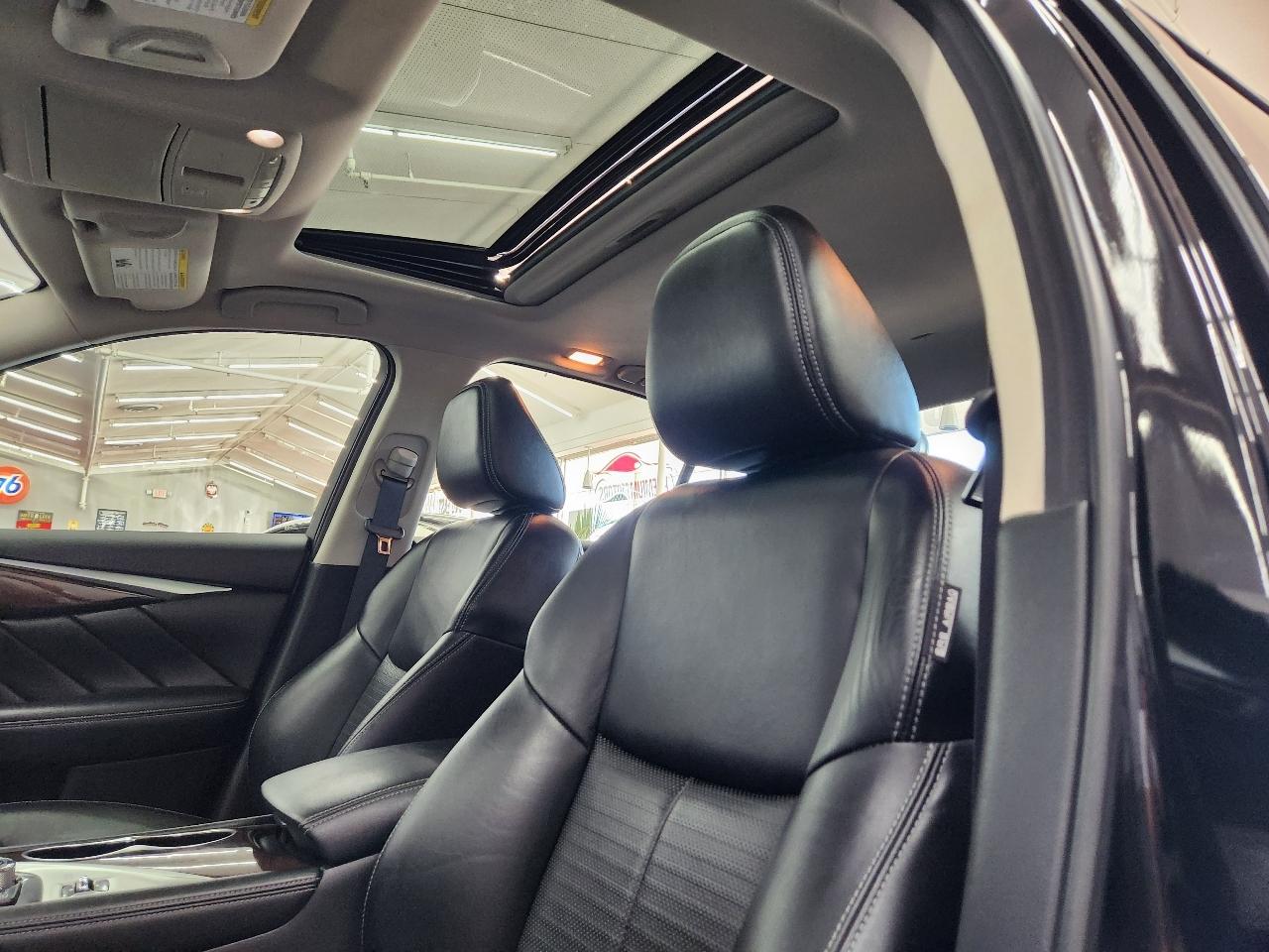 Infiniti Q50 Red Sport 400 2016