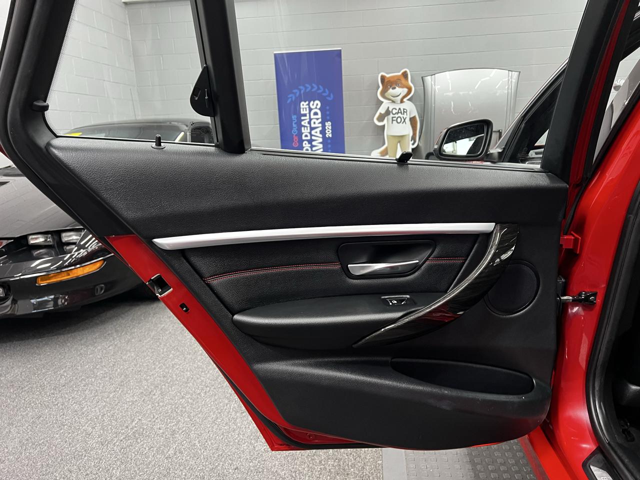 BMW 3-Series  2016
