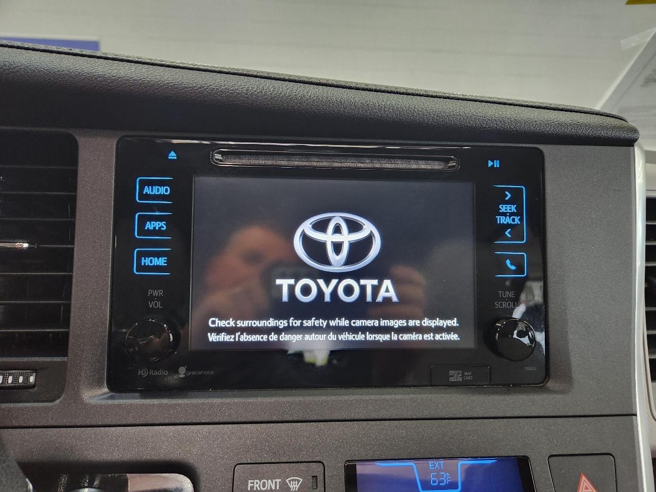 Toyota Sienna XLE 2015