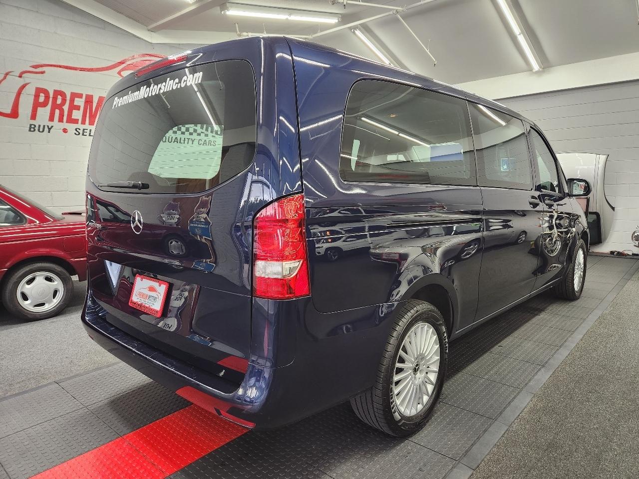 Mercedes-Benz Metris  2022