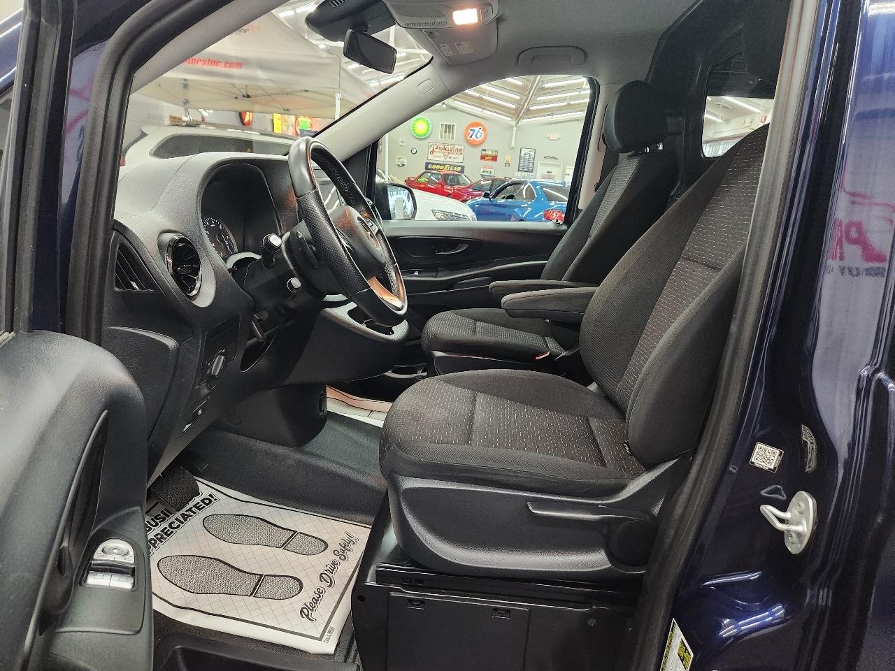 Mercedes-Benz Metris  2022