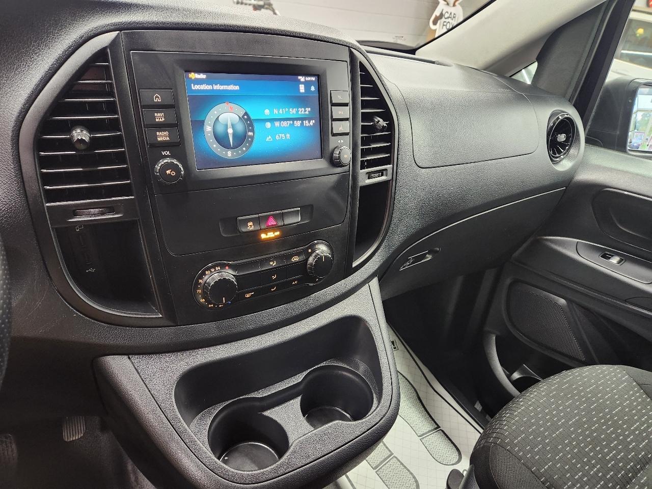 Mercedes-Benz Metris  2022