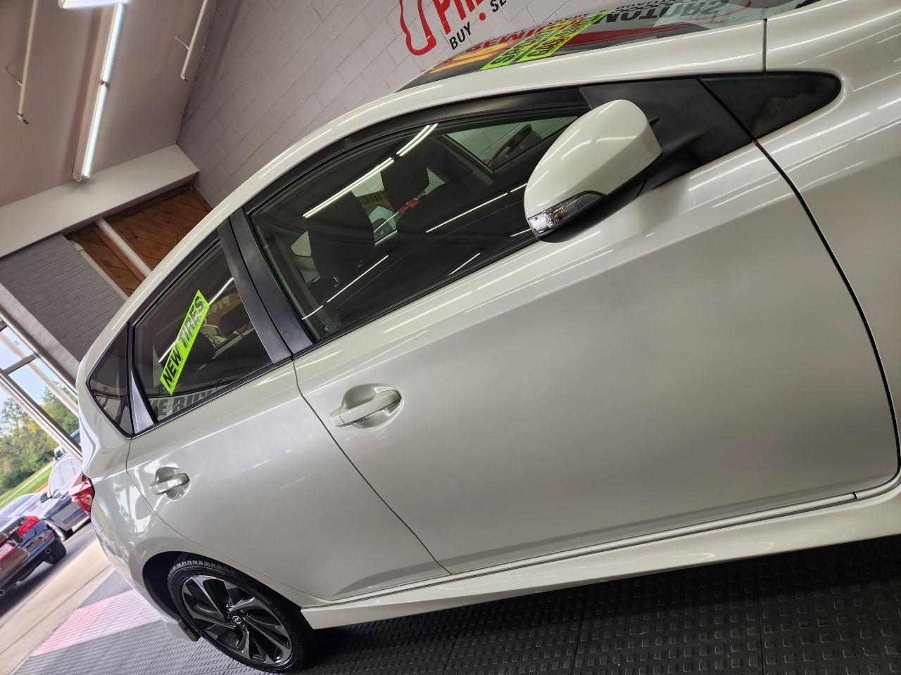 Scion iM 4D Hatchback 2016