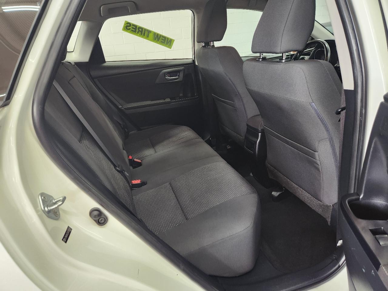 Scion iM 4D Hatchback 2016