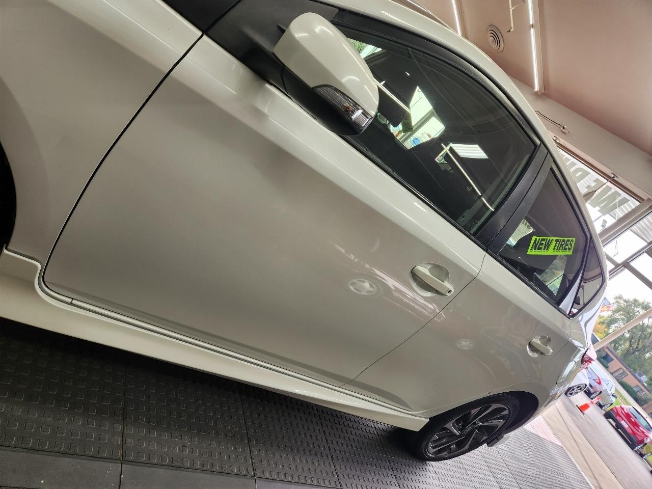 Scion iM 4D Hatchback 2016