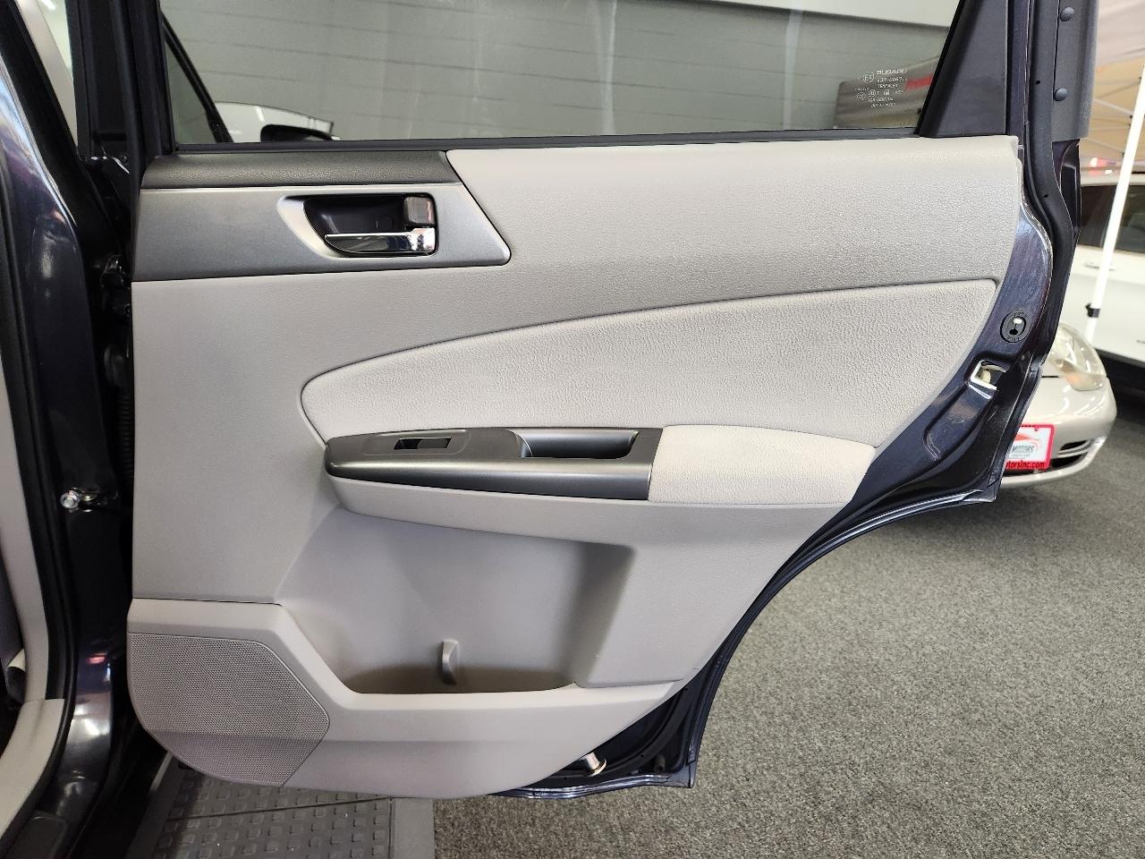 Subaru Forester Limited 2012