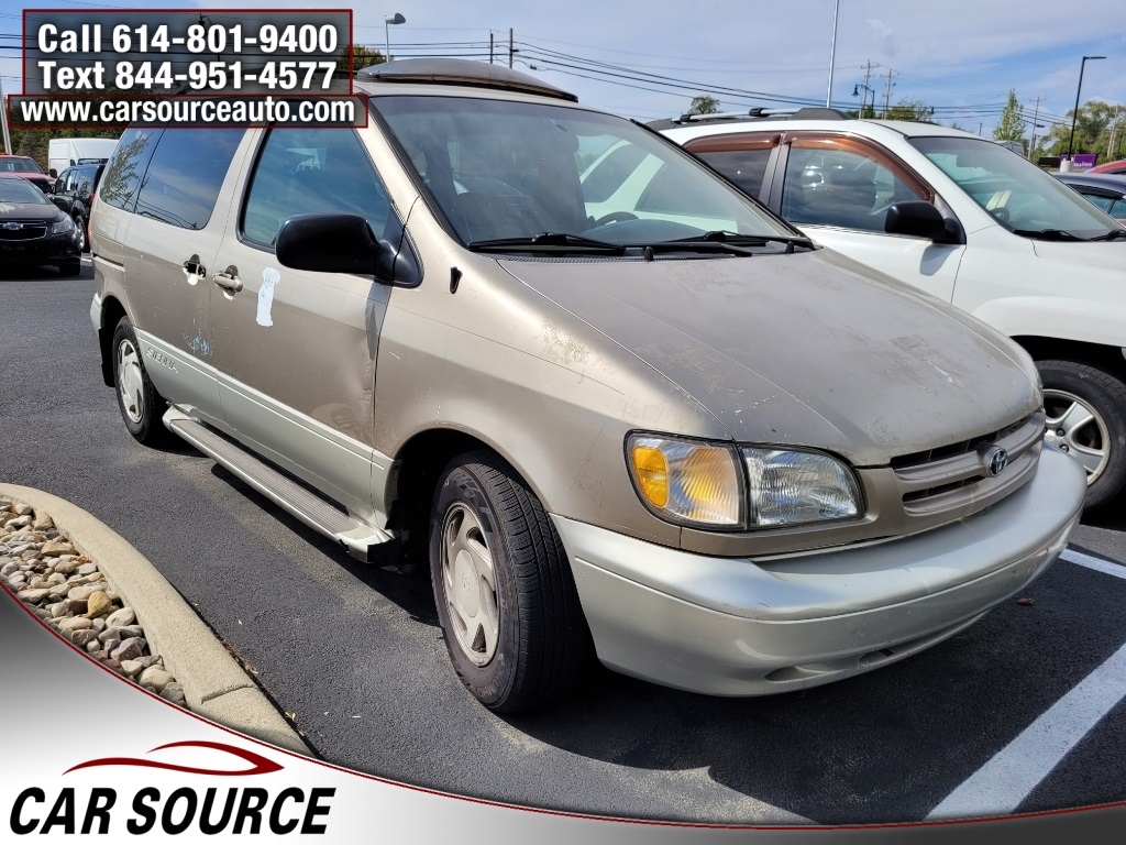 2000 Toyota Sienna XLE