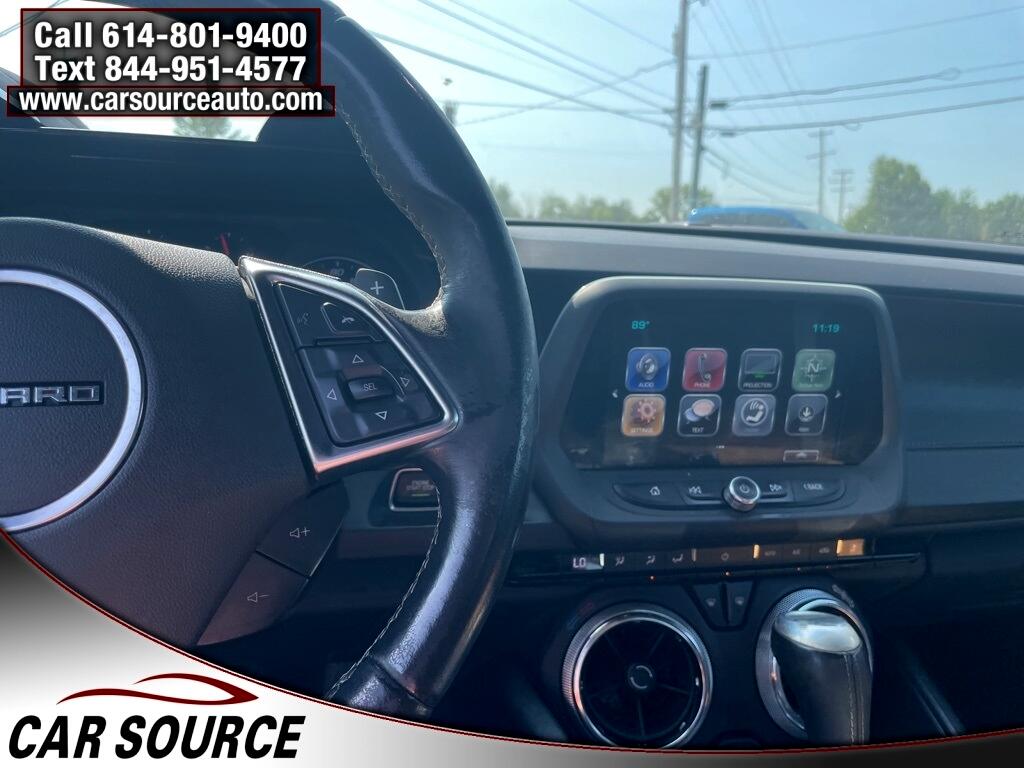 2017 Chevrolet Camaro 1LT photo 27