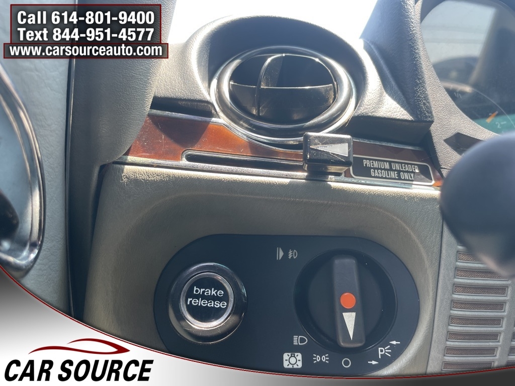 Mercedes-Benz 560 Series  1989