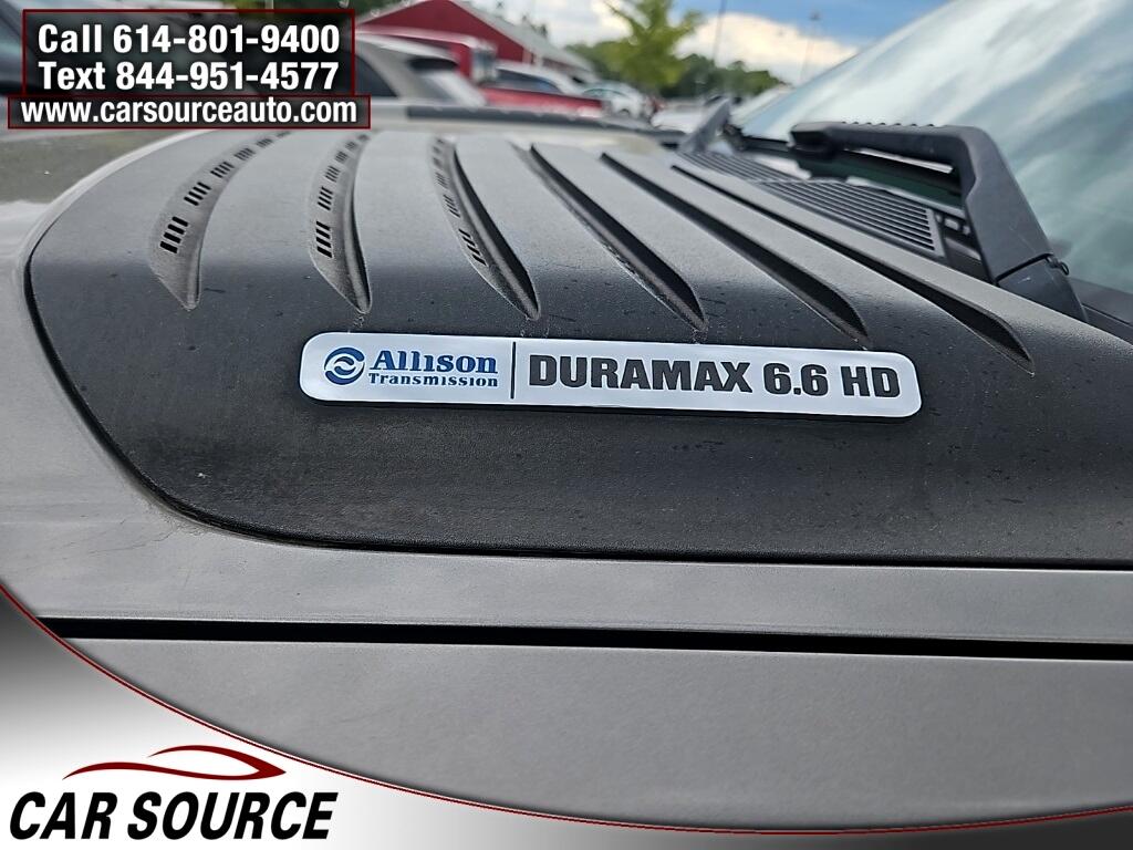 2013 Chevrolet Silverado 2500HD LT photo 2