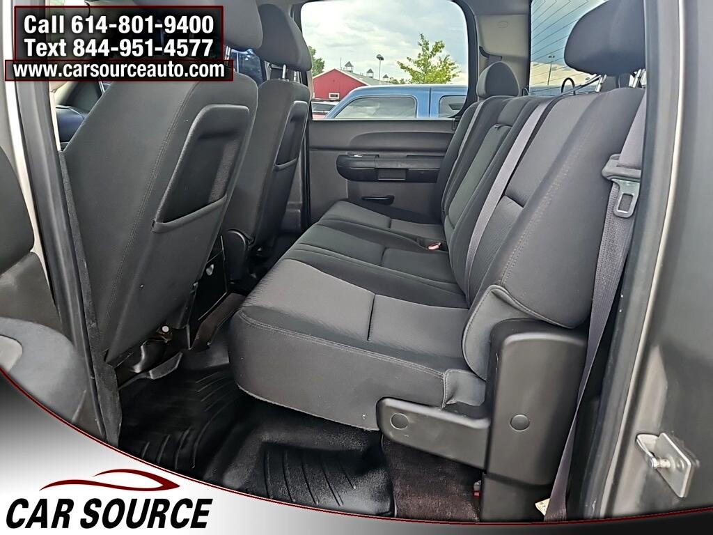 2013 Chevrolet Silverado 2500HD LT photo 4