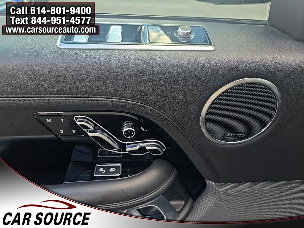 2020 Land Rover Range Rover HSE photo 9