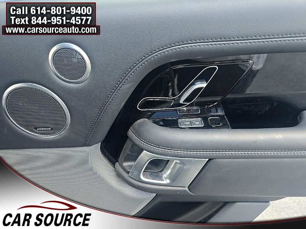 2020 Land Rover Range Rover HSE photo 28