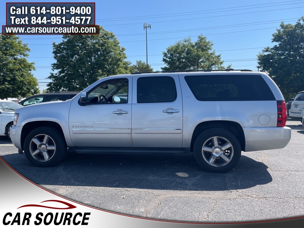 2013 Chevrolet Suburban LTZ photo 2