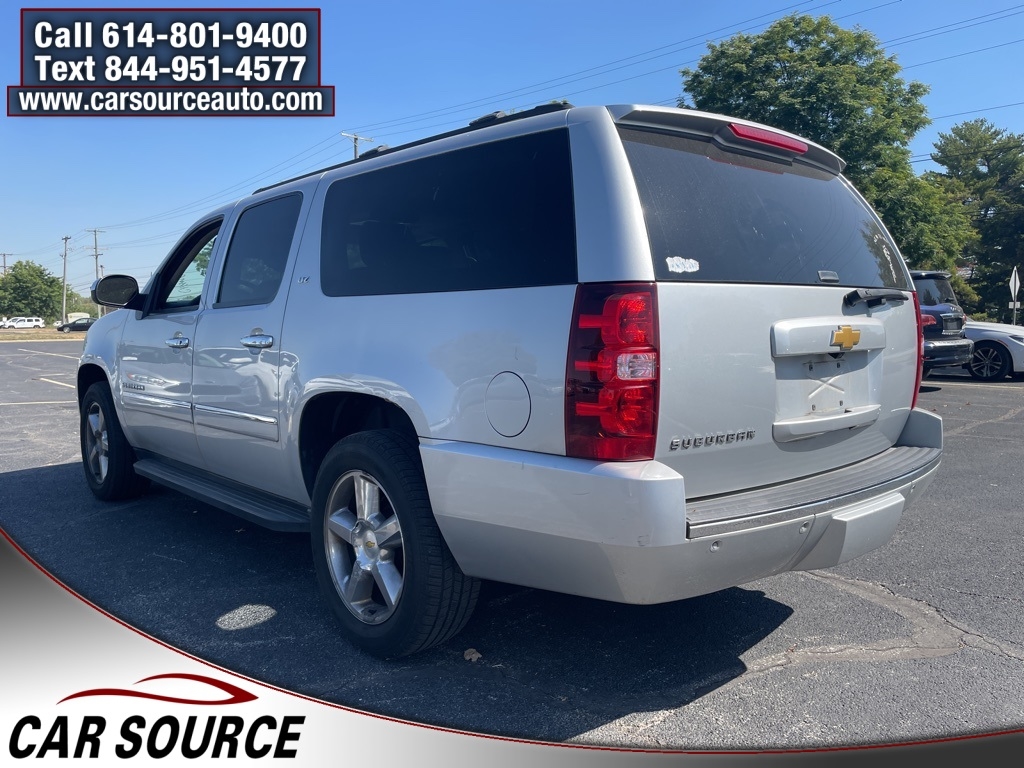 2013 Chevrolet Suburban LTZ photo 3