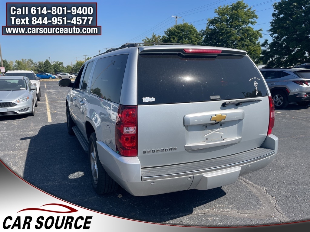 2013 Chevrolet Suburban LTZ photo 4