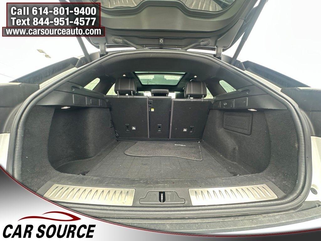 Land Rover Range Rover Velar  2018