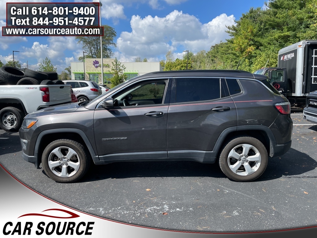 2017 Jeep Compass Latitude photo 2