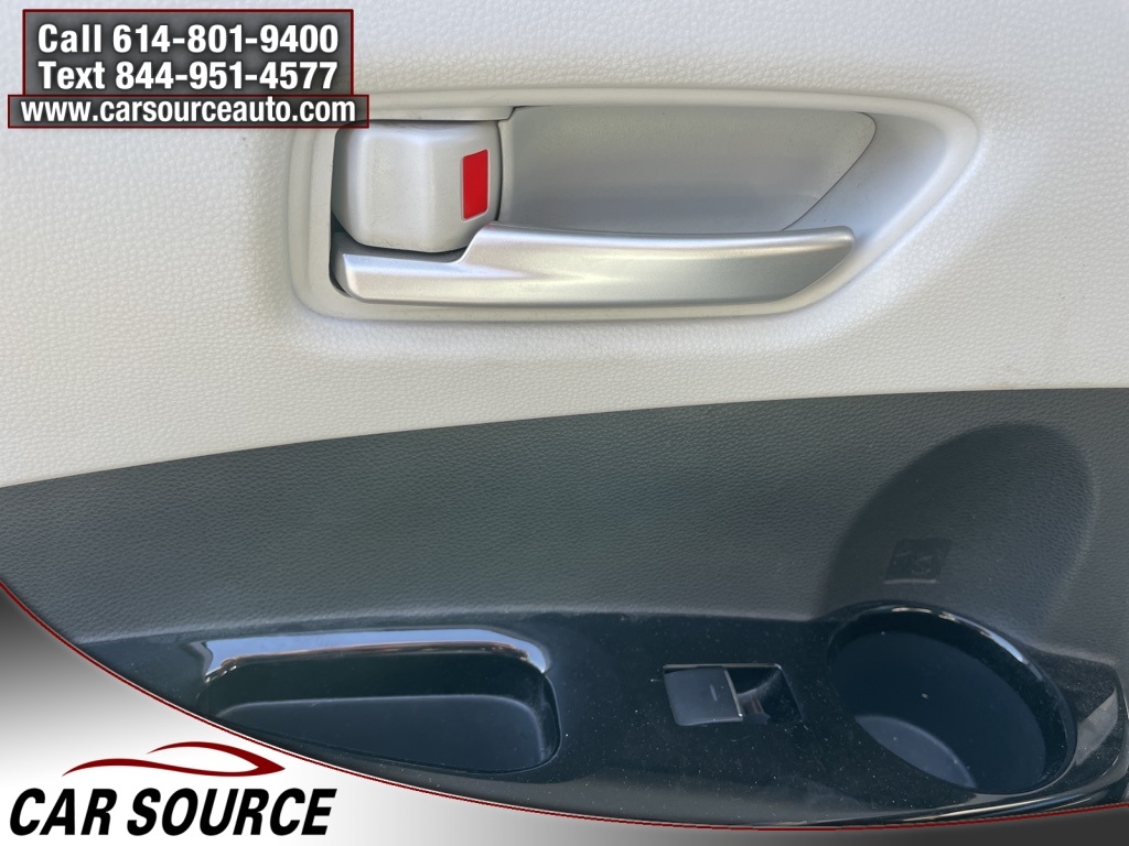 2019 Toyota Corolla XSE photo 10