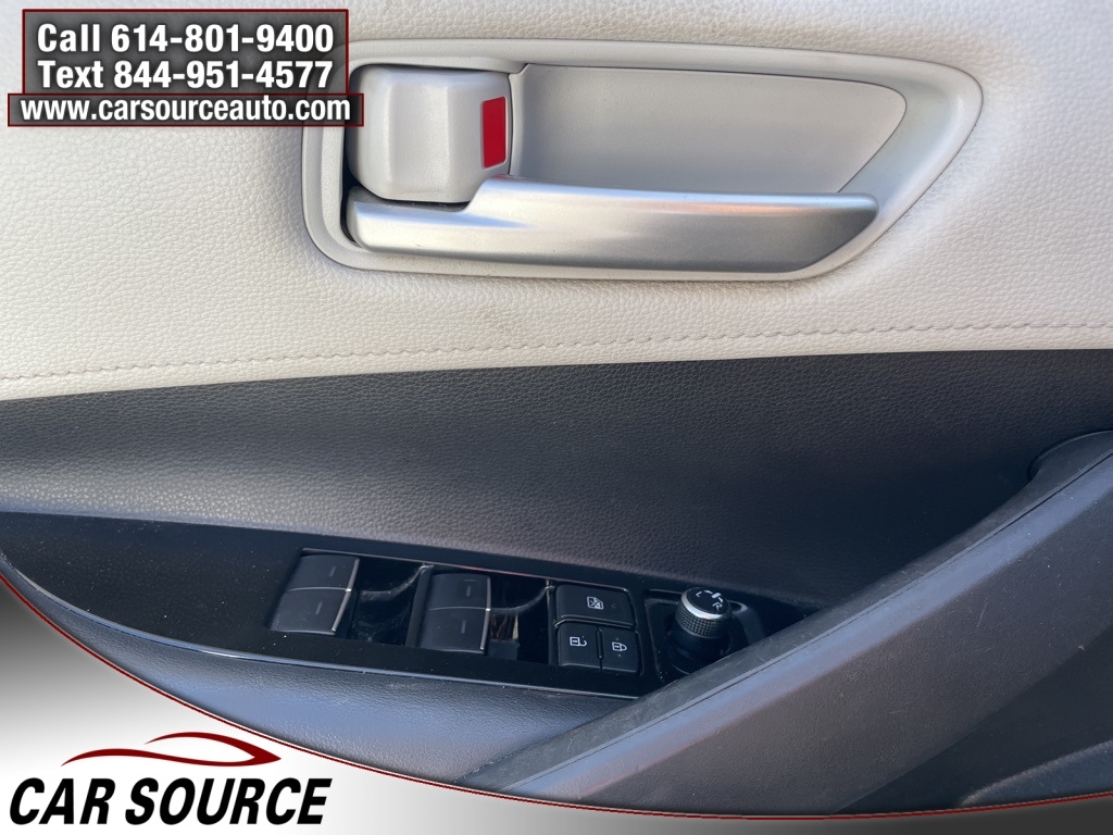 2019 Toyota Corolla XSE photo 13