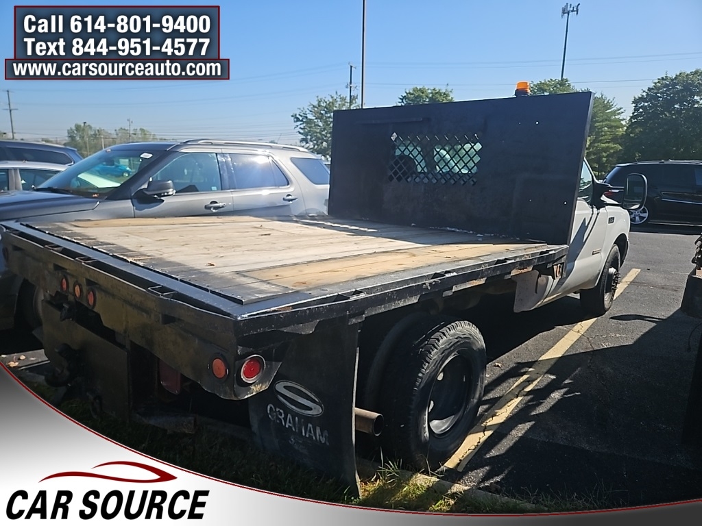 2003 Ford F-350 XL photo 2
