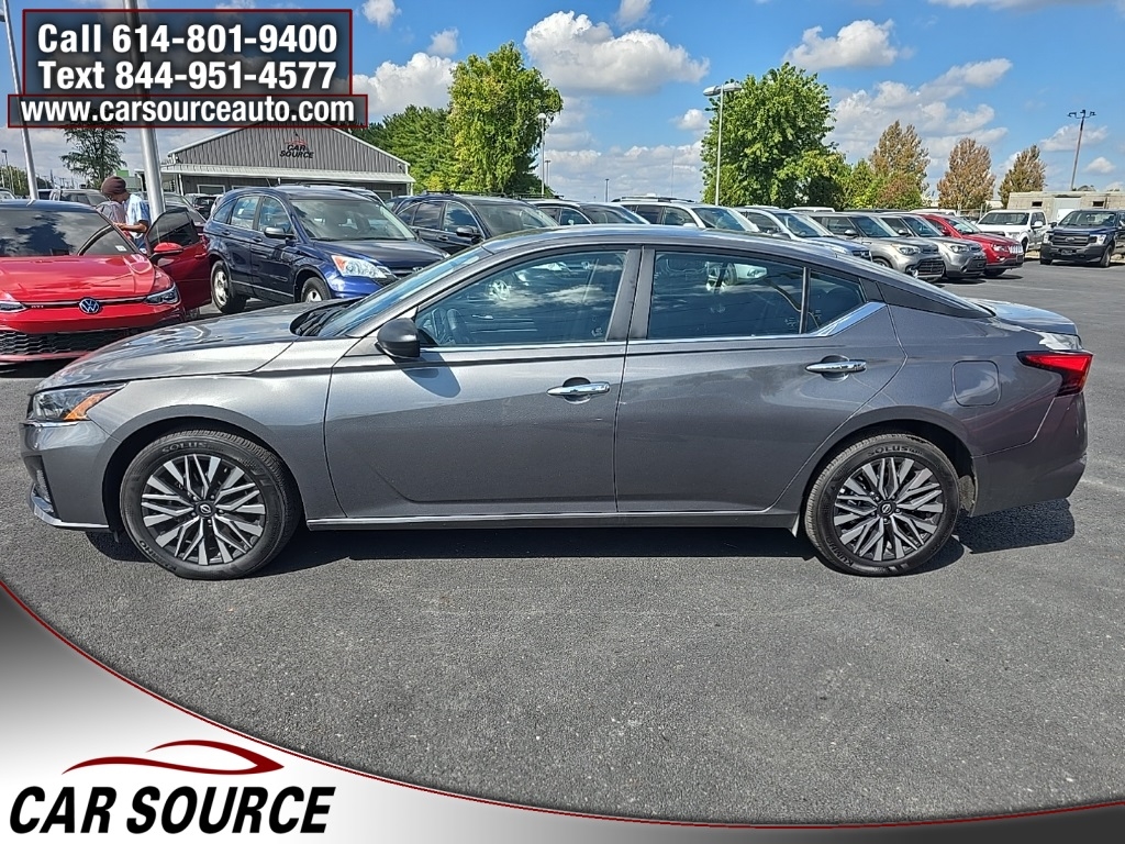 2025 Nissan Altima 2.5 SV photo 2