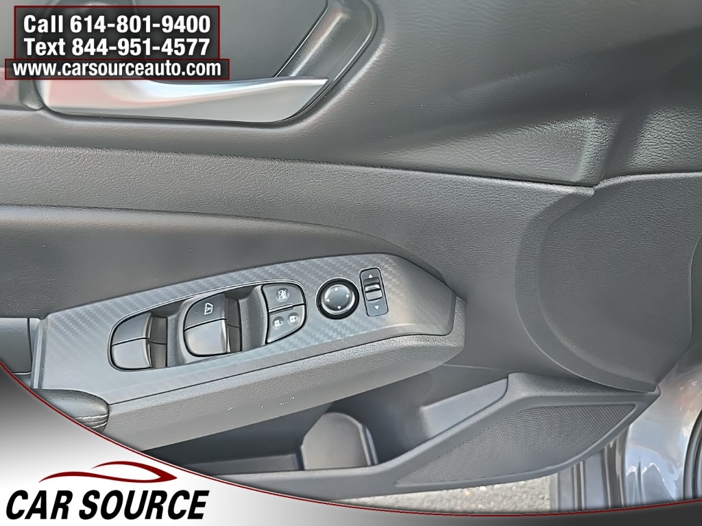 2025 Nissan Altima 2.5 SV photo 10
