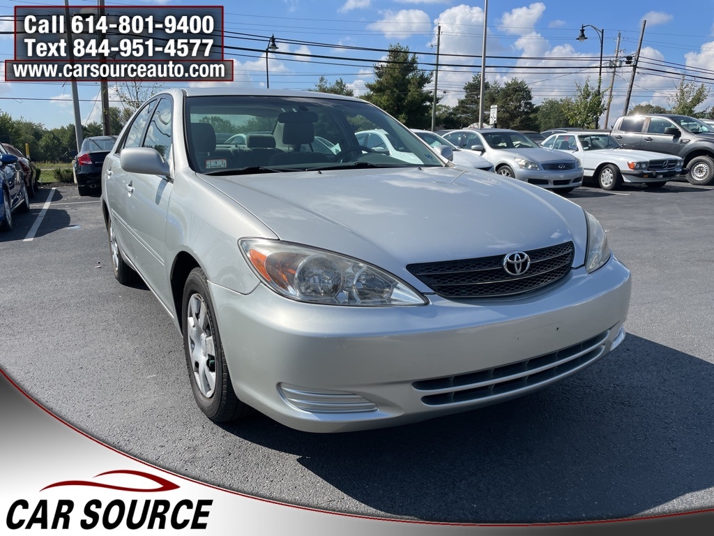 2004 Toyota Camry LE photo 8