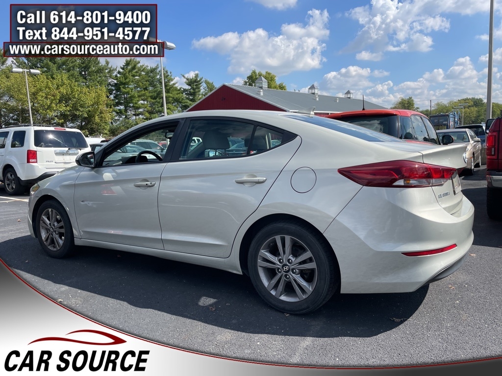 2018 Hyundai Elantra Value Edition photo 2