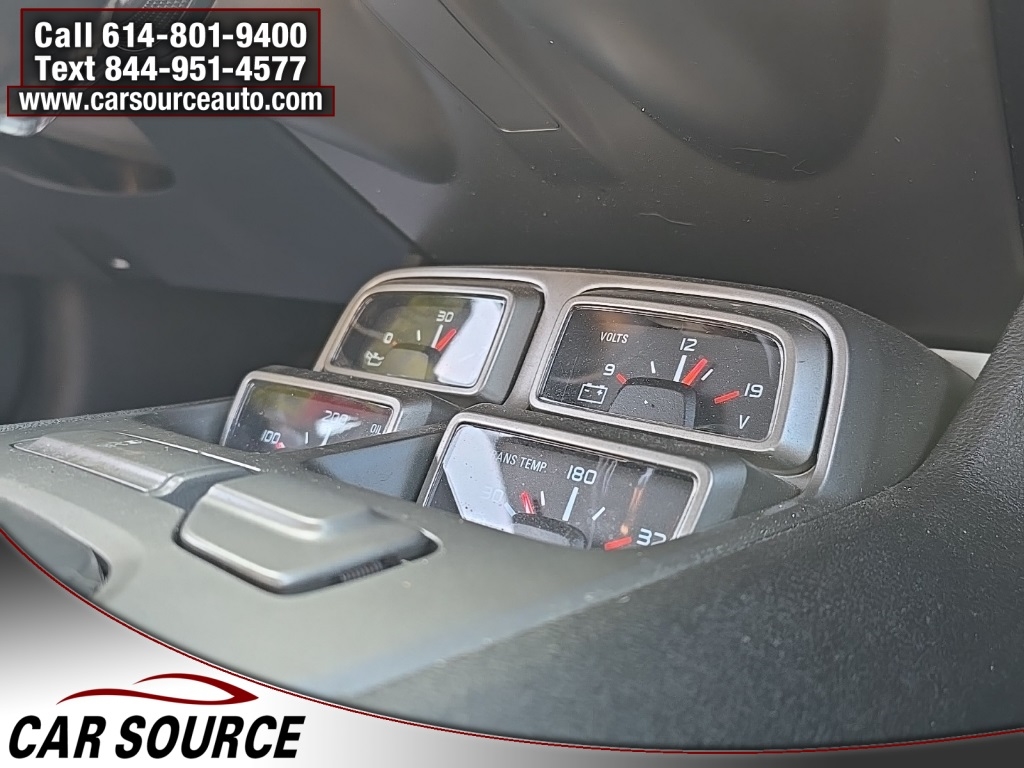2011 Chevrolet Camaro 2SS photo 21