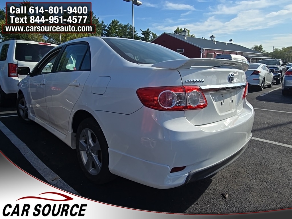 2012 Toyota Corolla L photo 2