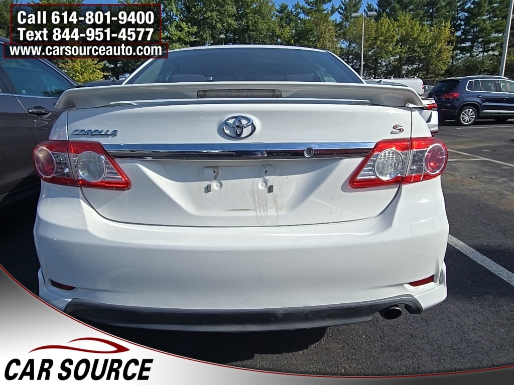 2012 Toyota Corolla L photo 3