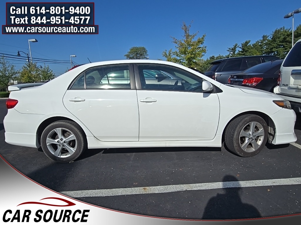 2012 Toyota Corolla L photo 5