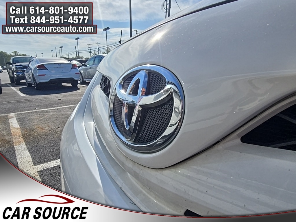 2012 Toyota Corolla L photo 7