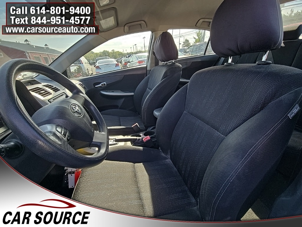 2012 Toyota Corolla L photo 8