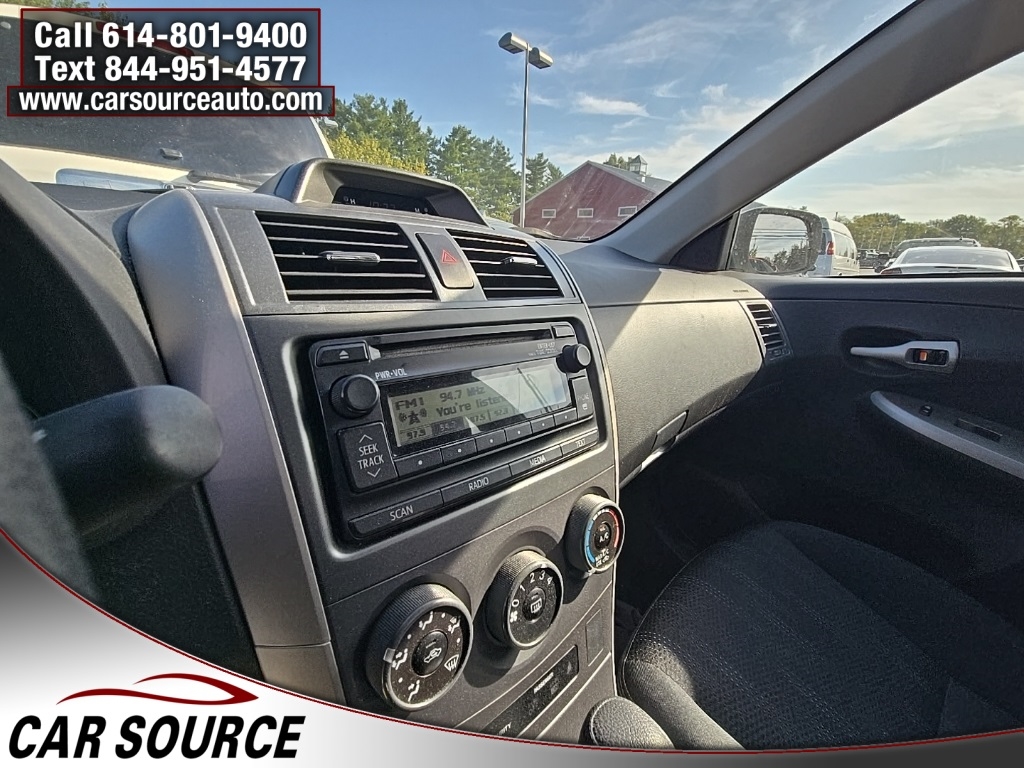 2012 Toyota Corolla L photo 10