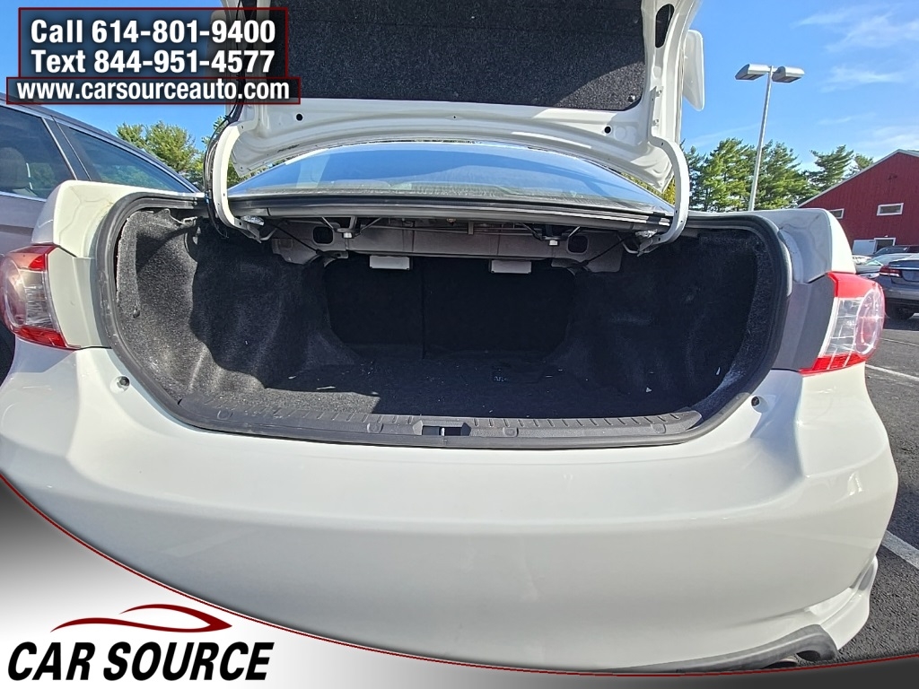 2012 Toyota Corolla L photo 18